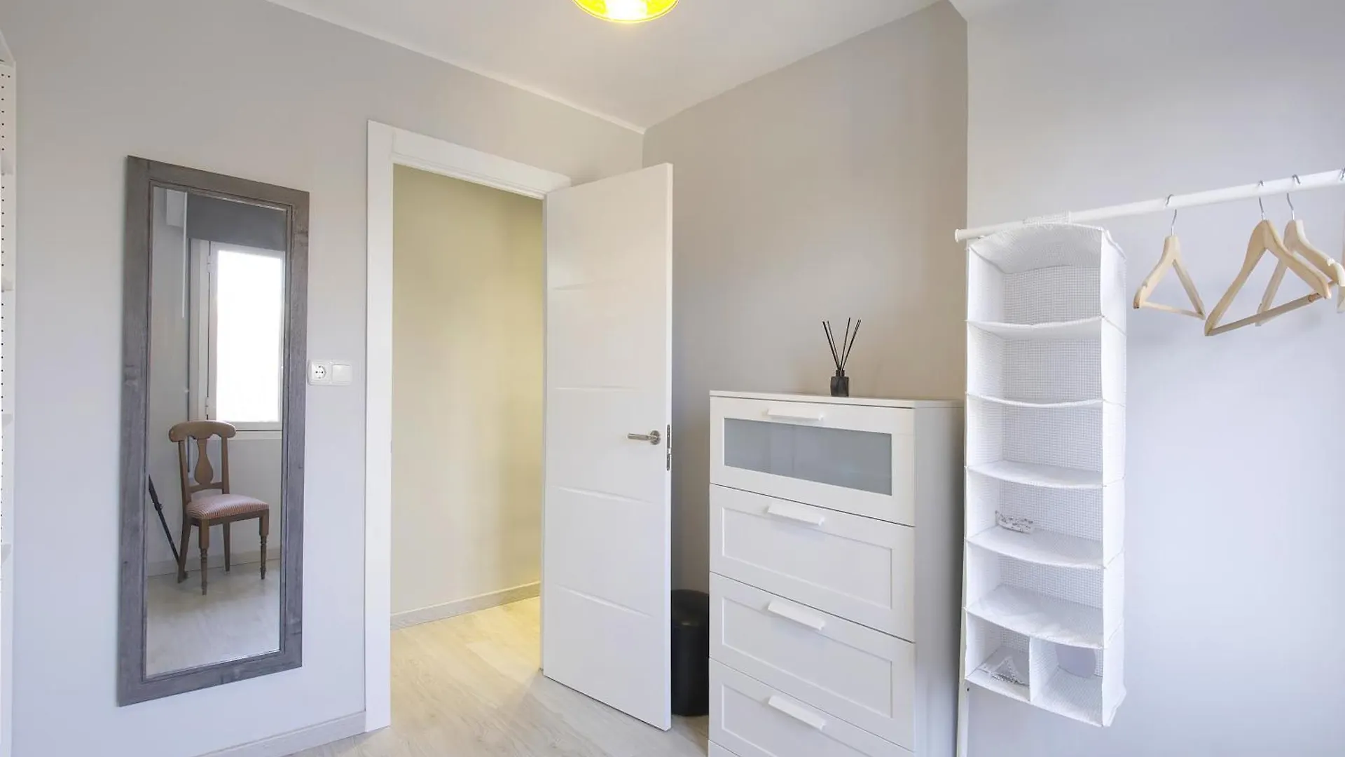 Apartamento De 3 Habitaciones En El Centro Màlaga