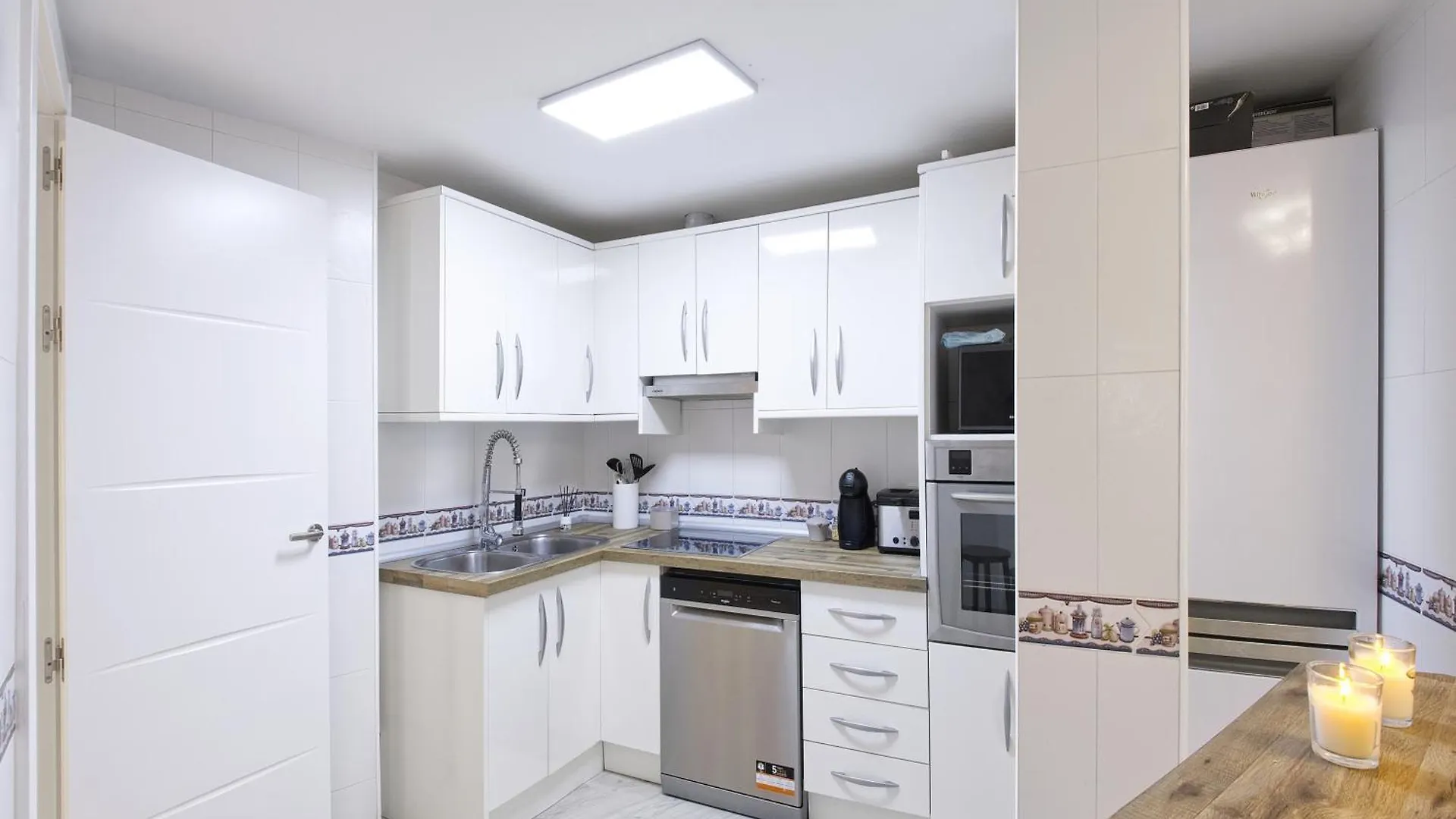 Apartamento De 3 Habitaciones En El Centro Malaga 0*,